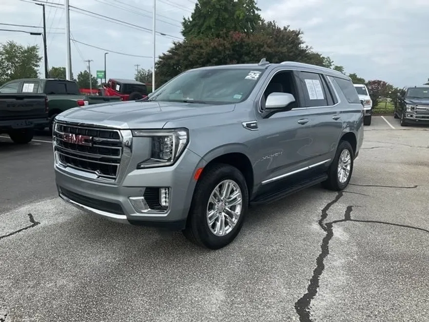 2024 Gmc Yukon SLT photo 1