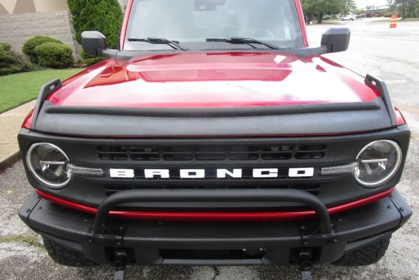 2021 Ford Bronco Black Diamond photo 1