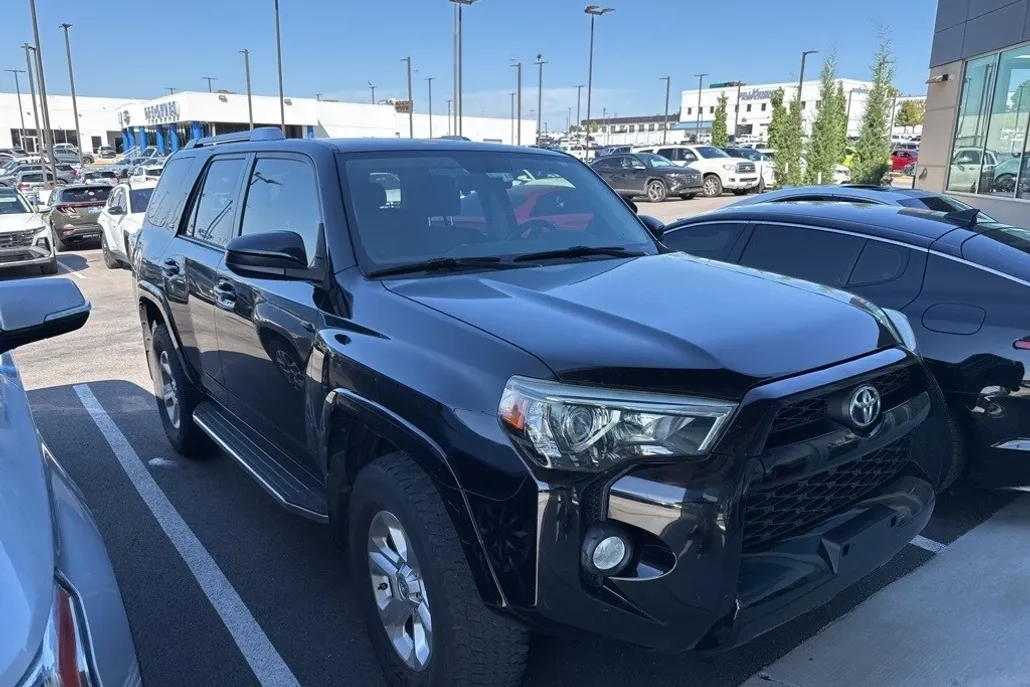 2014 Toyota 4Runner SR5 Sport photo 1