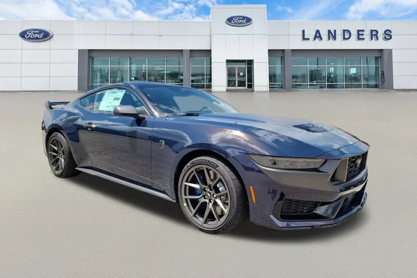2025 Ford Mustang Dark Horse Deluxe photo 1