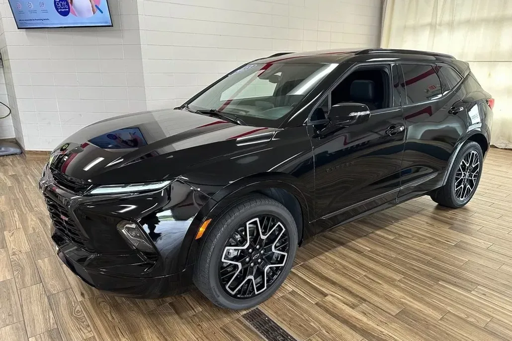 2023 Chevrolet Blazer RS photo 1
