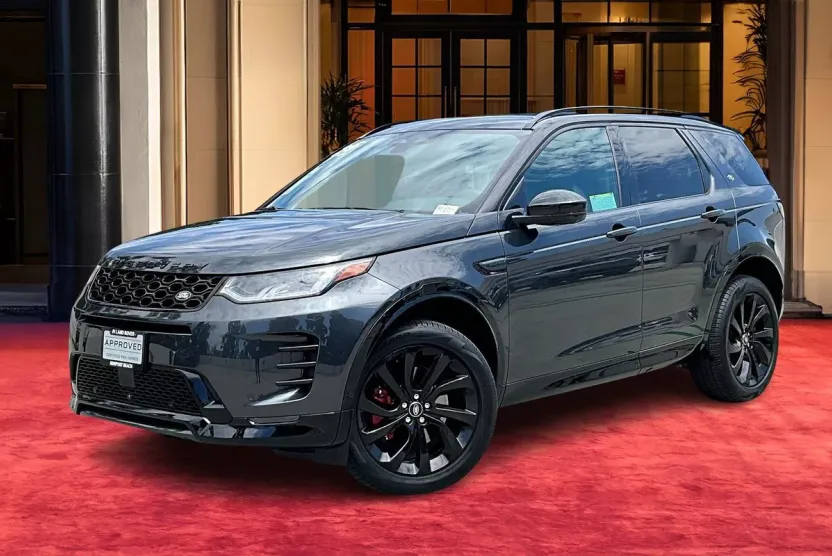 2025 Land Rover Discovery Sport Dynamic SE photo 1