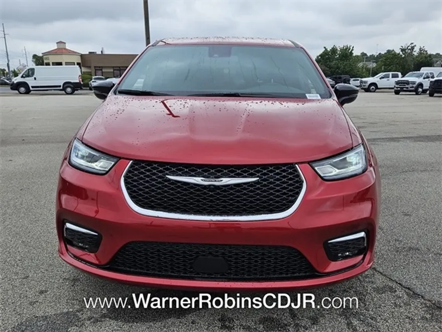 2026 Chrysler Pacifica photo 1