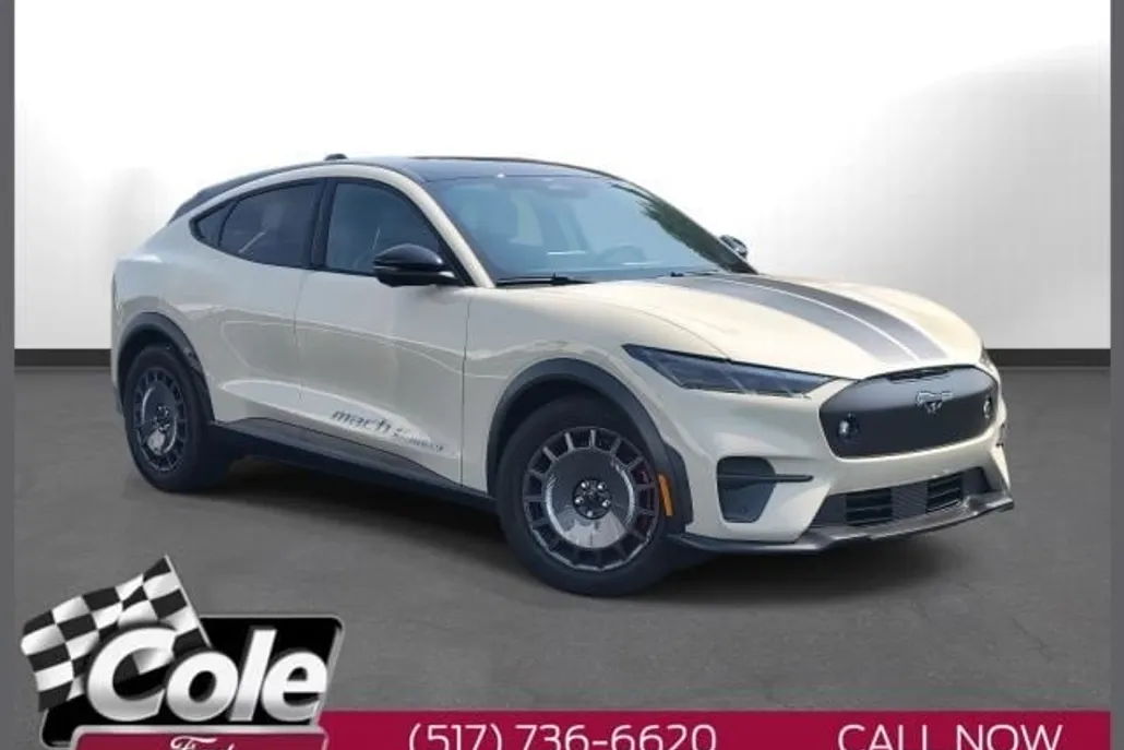 2025 Ford Mustang Mach-E GT photo 1