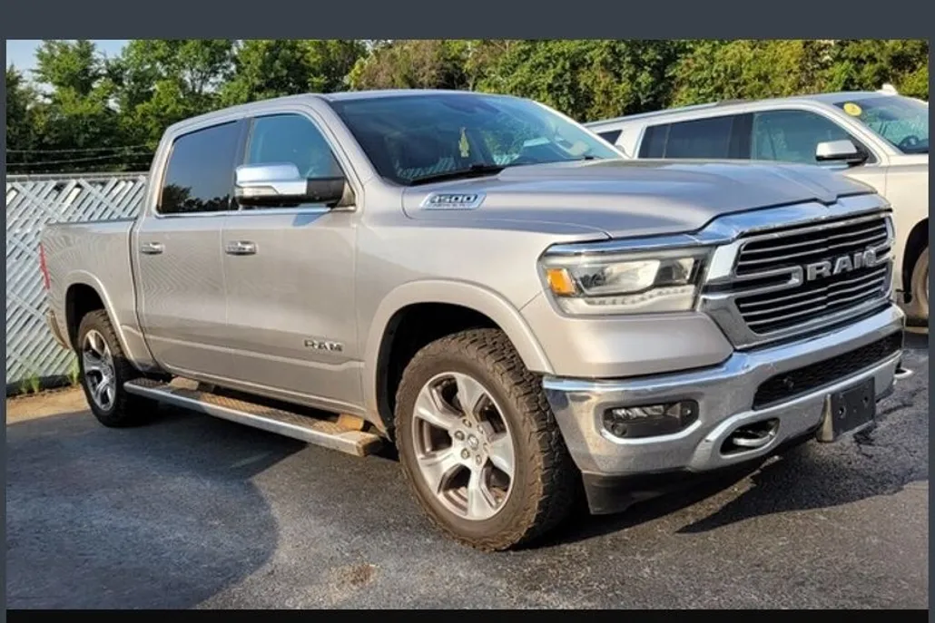 2022 Ram 1500 Laramie photo 1