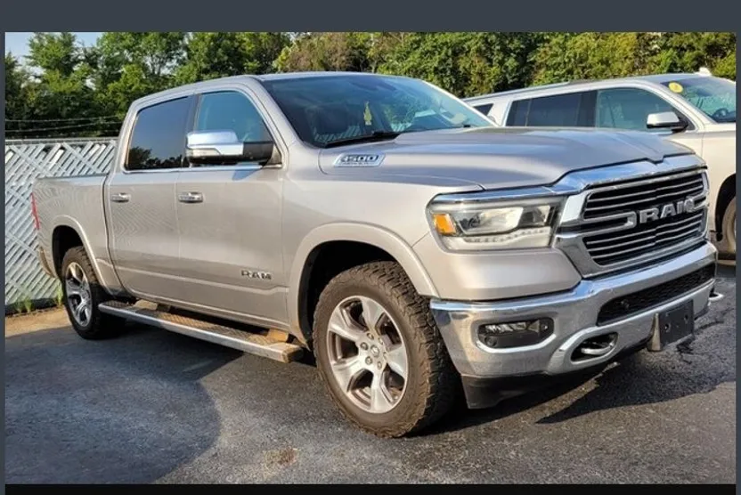 2022 Ram 1500 Laramie photo 1