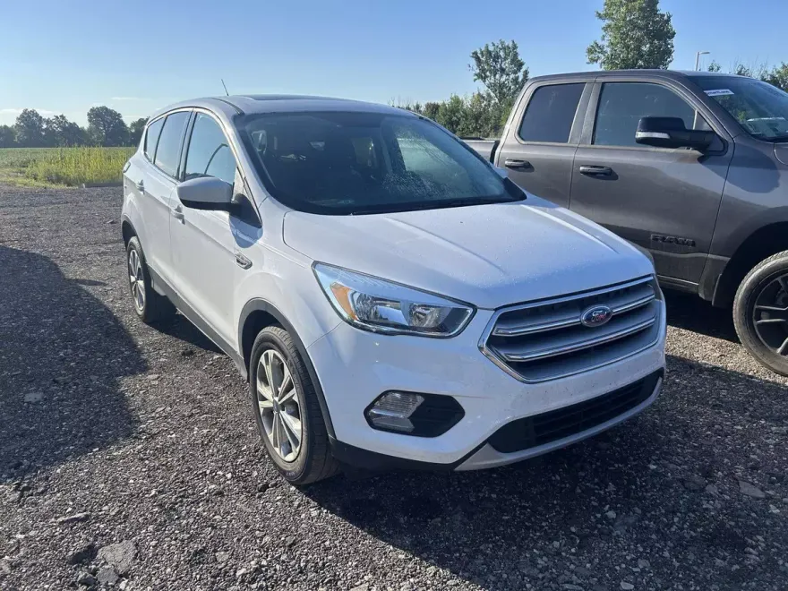 2017 Ford Escape SE photo 1