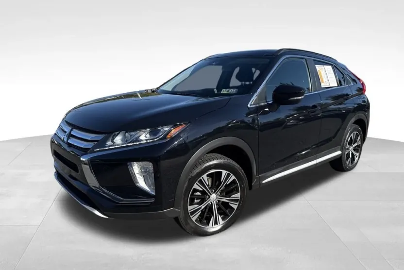 2020 Mitsubishi Eclipse Cross SE photo 1