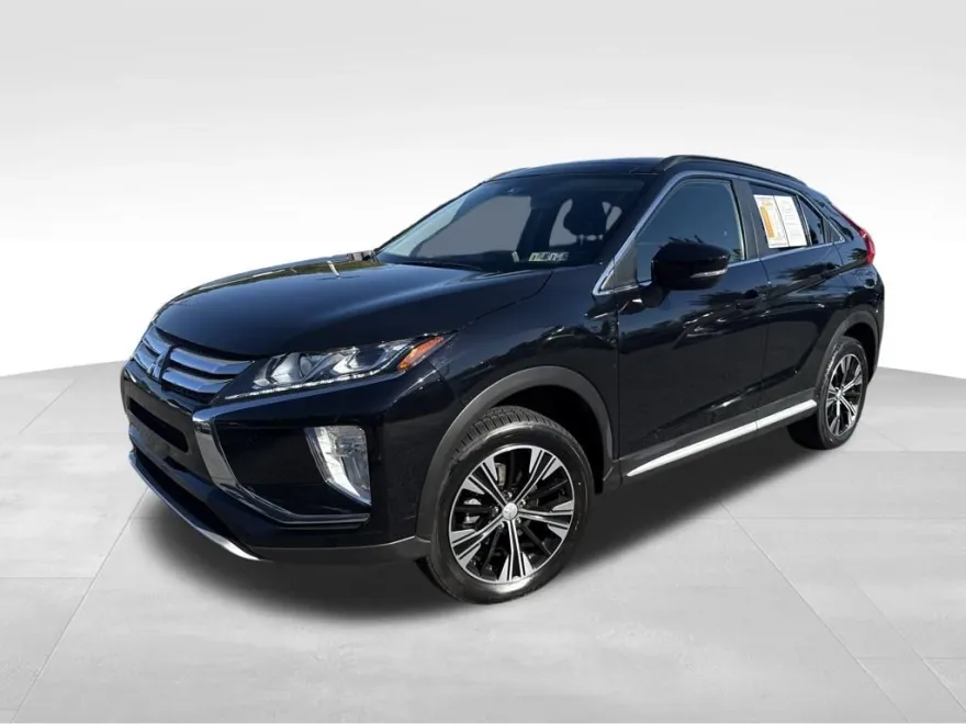 2020 Mitsubishi Eclipse Cross SE photo 1