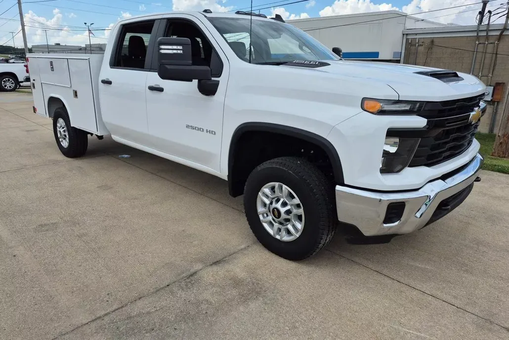 2025 Chevrolet Silverado 2500HD Work Truck photo 1