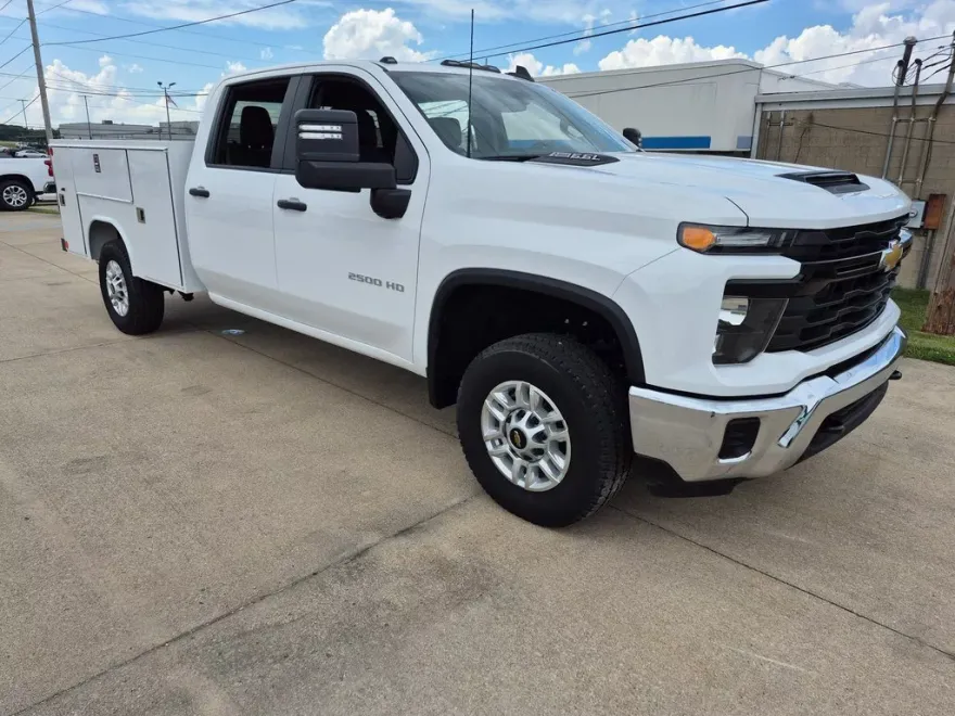 2025 Chevrolet Silverado 2500HD Work Truck photo 1