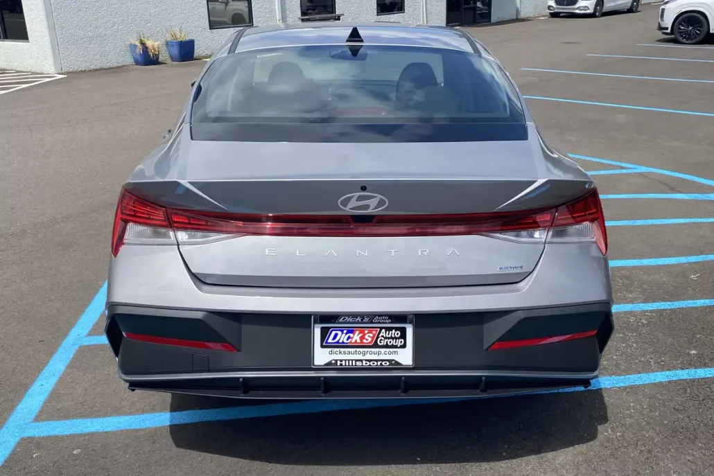 2025 Hyundai Elantra Hybrid Blue photo 1
