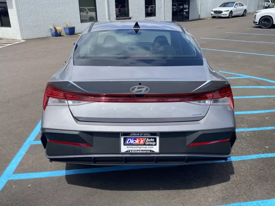 2025 Hyundai Elantra Hybrid Blue photo 1