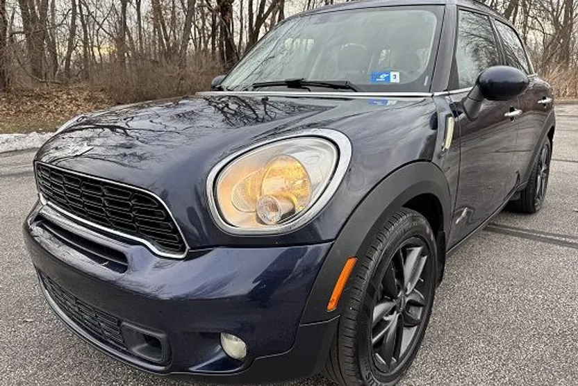 2012 Mini Countryman S ALL4 photo 1