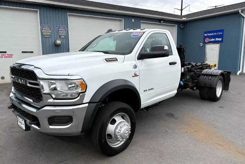 2022 Ram 5500 Tradesman photo 1