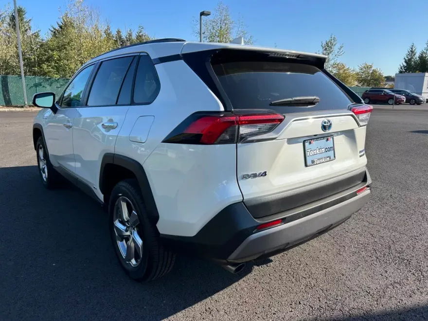 2019 Toyota RAV4 Hybrid Limited photo 1