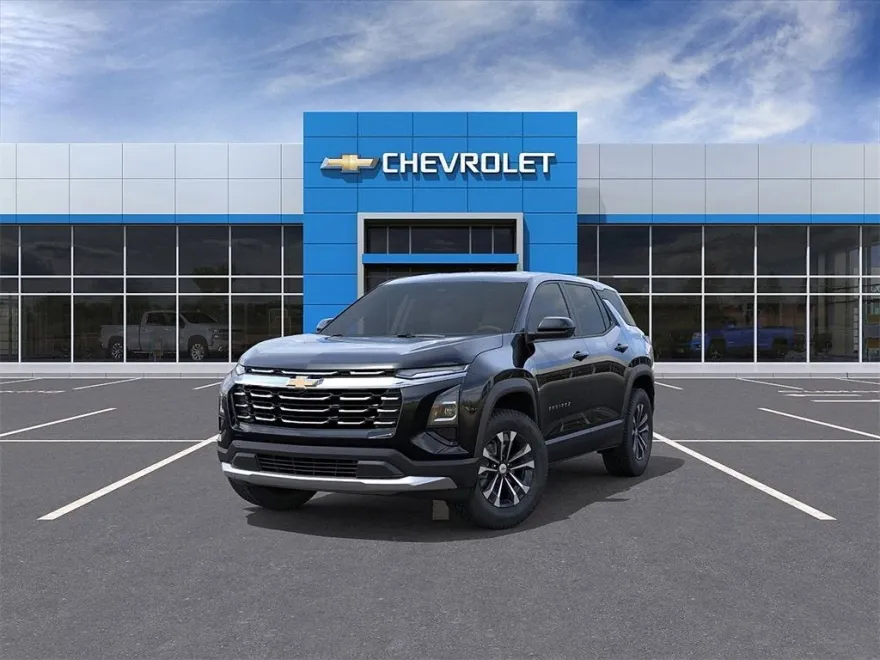 2026 Chevrolet Equinox LT photo 8