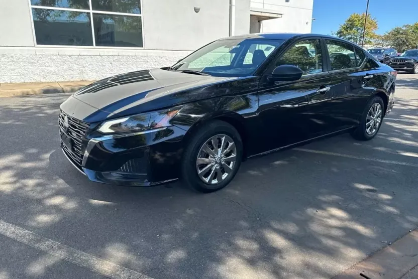 2024 Nissan Altima 2.5 S photo 1