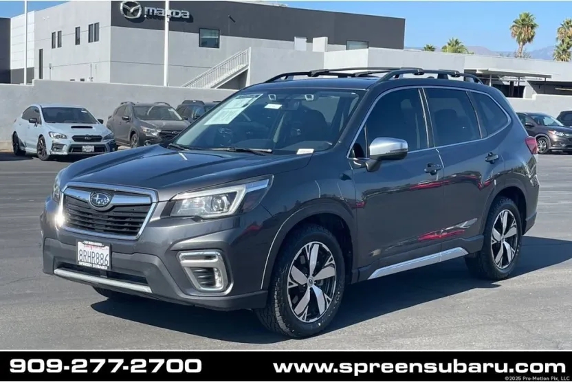 2020 Subaru Forester Touring photo 1