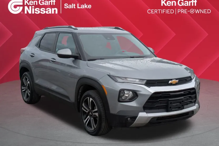 2023 Chevrolet Trailblazer LT photo 1