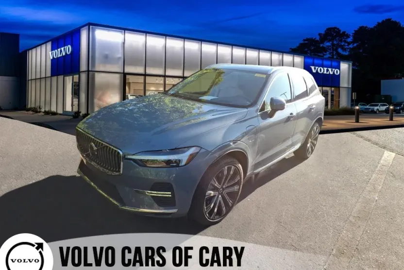 2023 Volvo XC60 Recharge Hybrid Ultimate photo 1