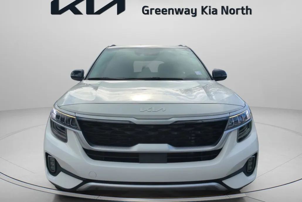 2022 Kia Seltos SX photo 1