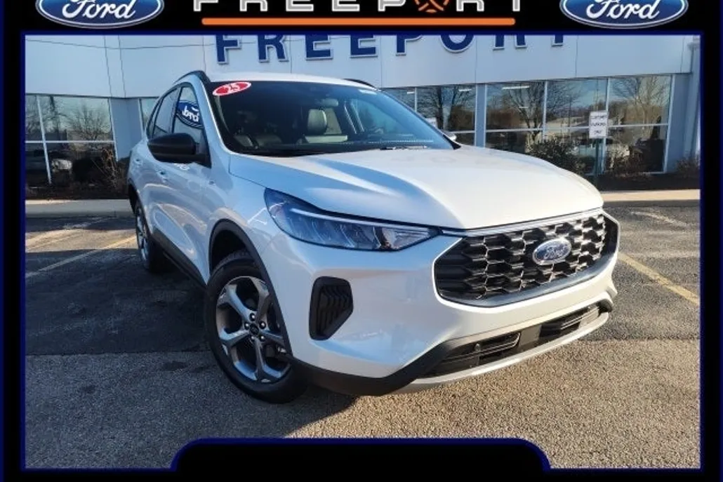 2025 Ford Escape ST-Line photo 1