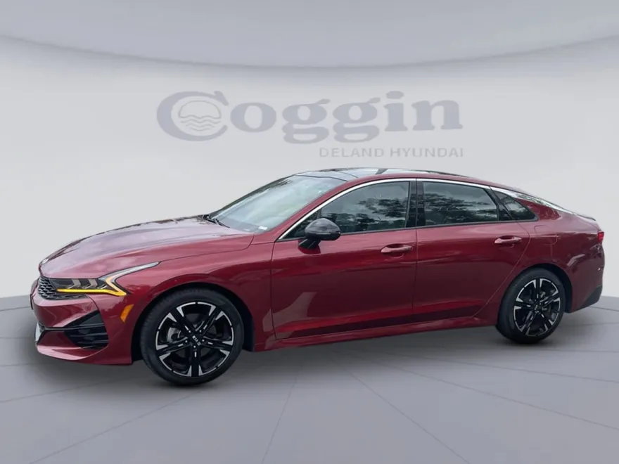 2021 Kia K5 GT-Line photo 1