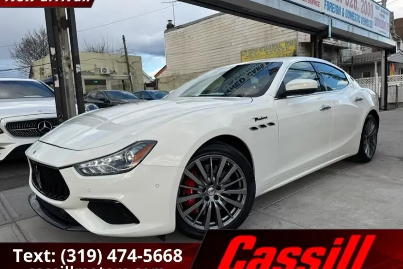 2022 Maserati Ghibli Modena Q4 photo 1