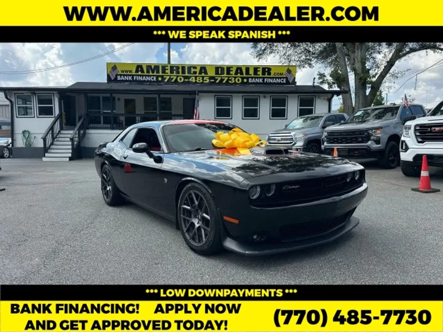 2016 Dodge Challenger R/T Scat Pack photo 1