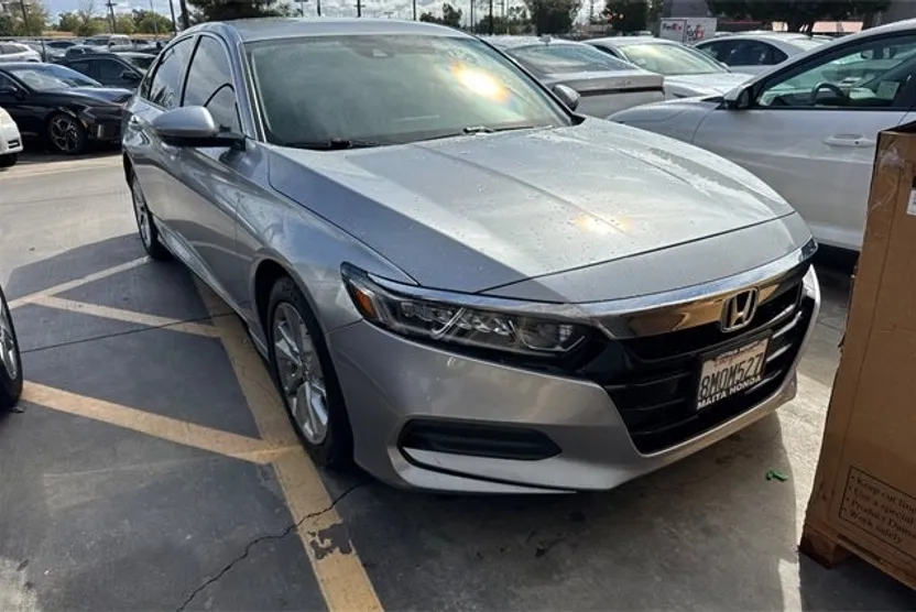 2019 Honda Accord LX photo 1