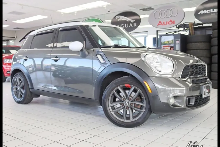 2014 Mini Countryman S photo 1