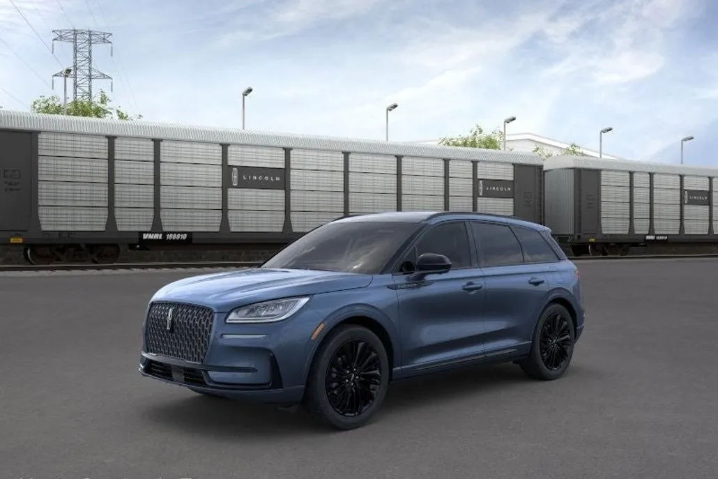 2025 Lincoln Corsair Premiere photo 1