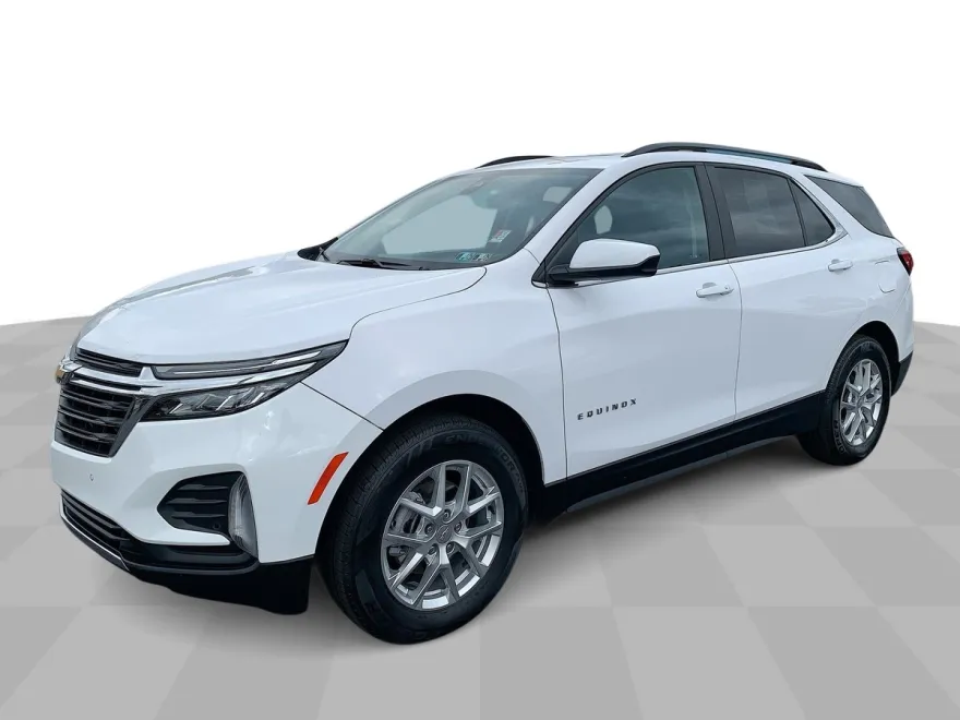 2022 Chevrolet Equinox LT photo 1
