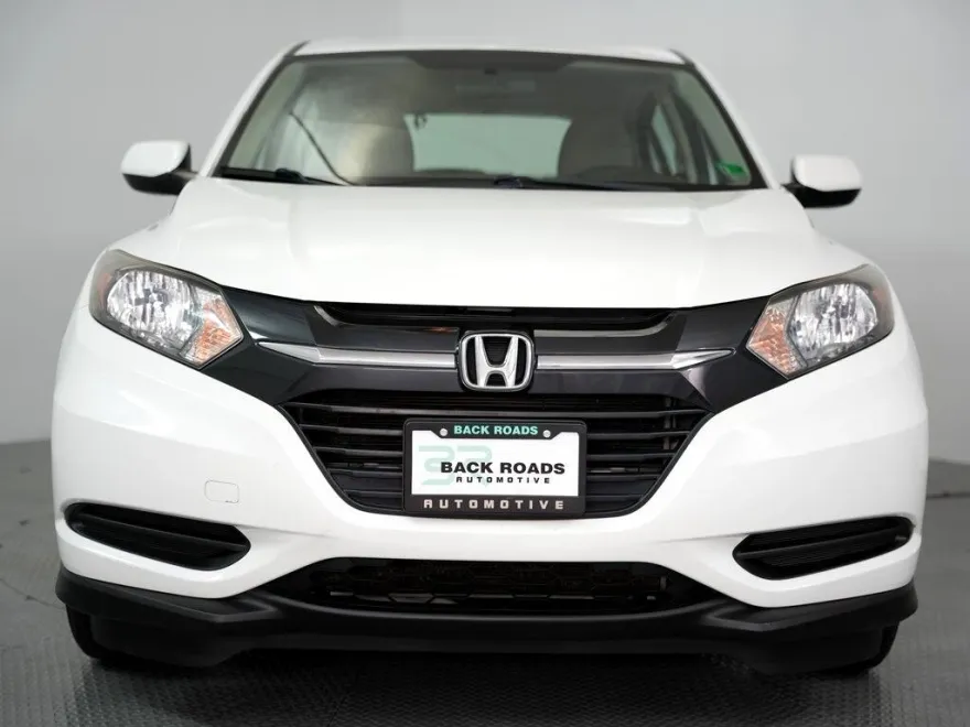 2018 Honda HR-V LX photo 1