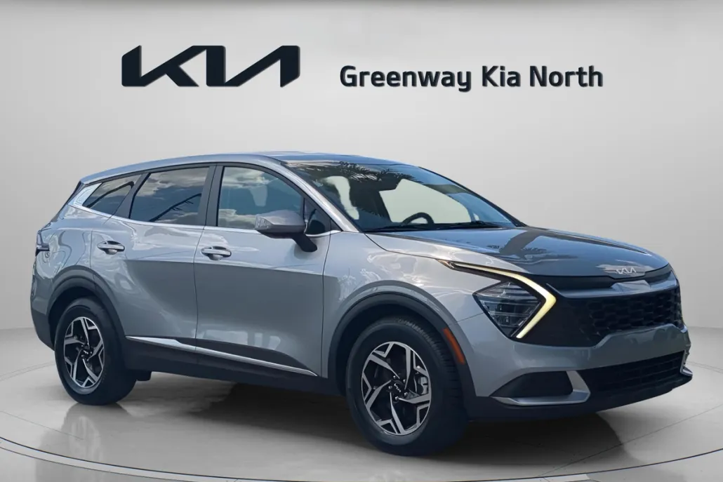 2024 Kia Sportage LX photo 1