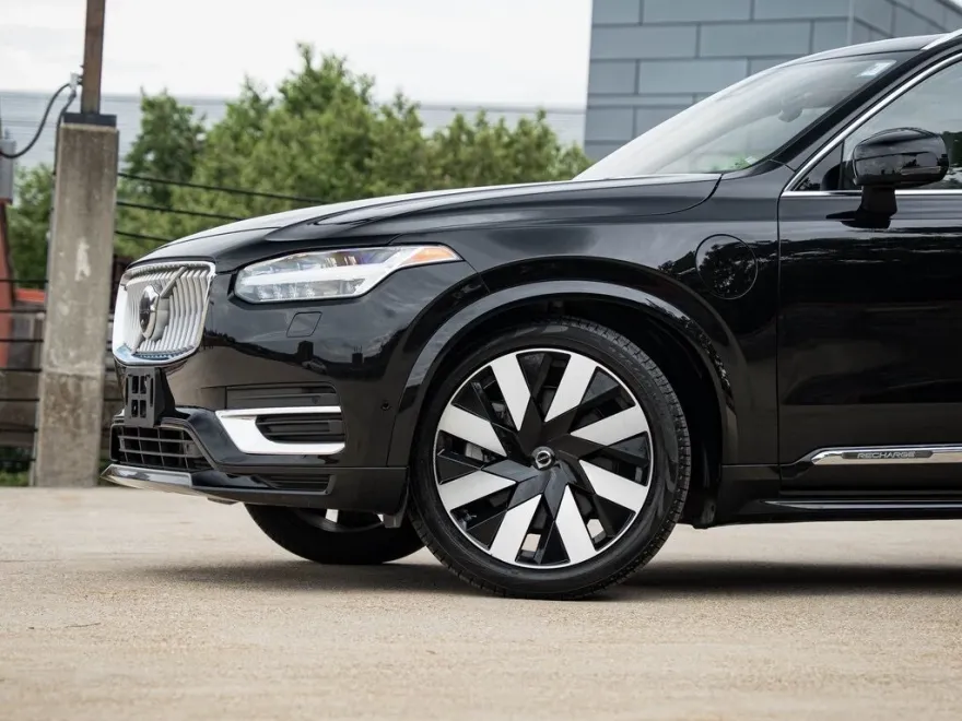 2023 Volvo XC90 Recharge Ultimate photo 1