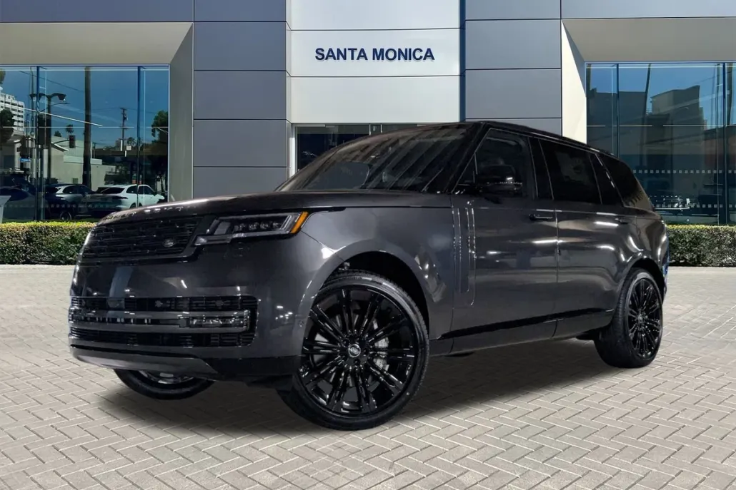 2025 Land Rover Range Rover SE photo 1