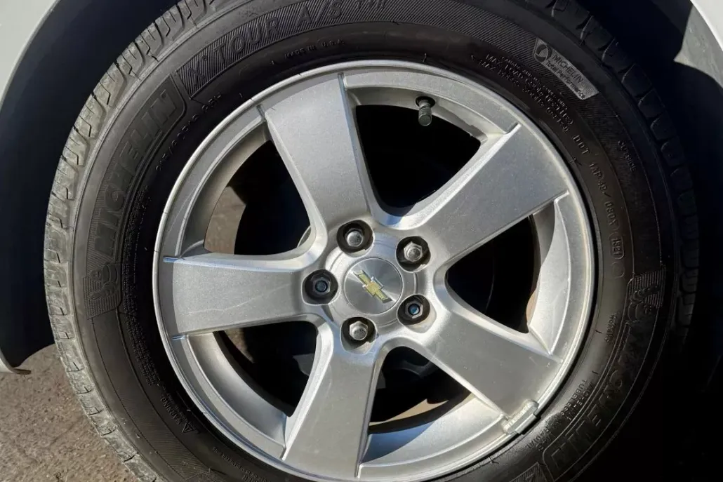 2014 Chevrolet Cruze photo 1