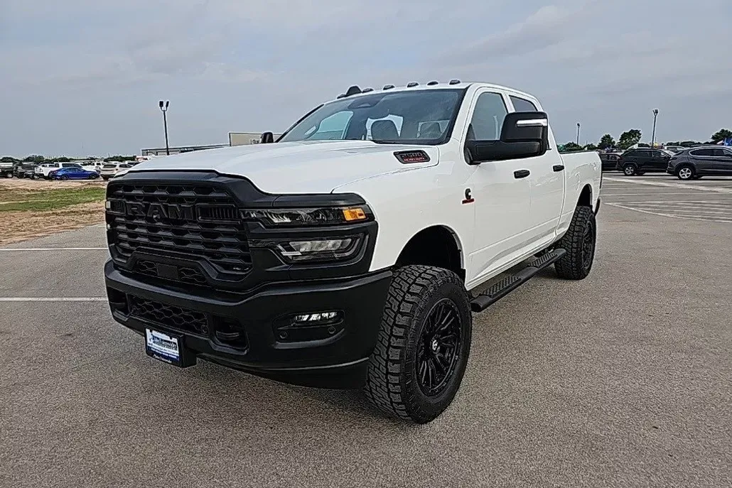 2025 Ram 2500 Tradesman photo 1