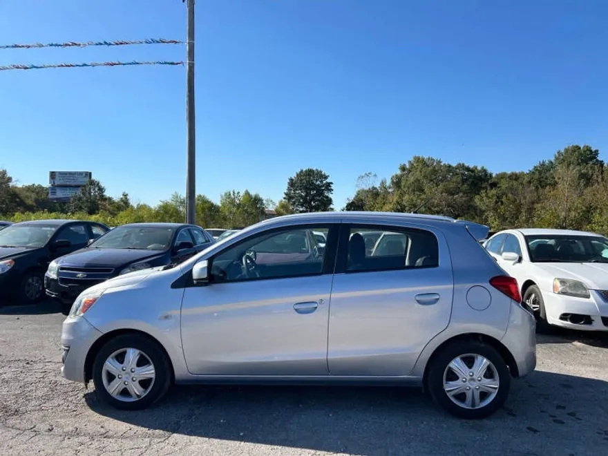 2020 Mitsubishi Mirage ES photo 1