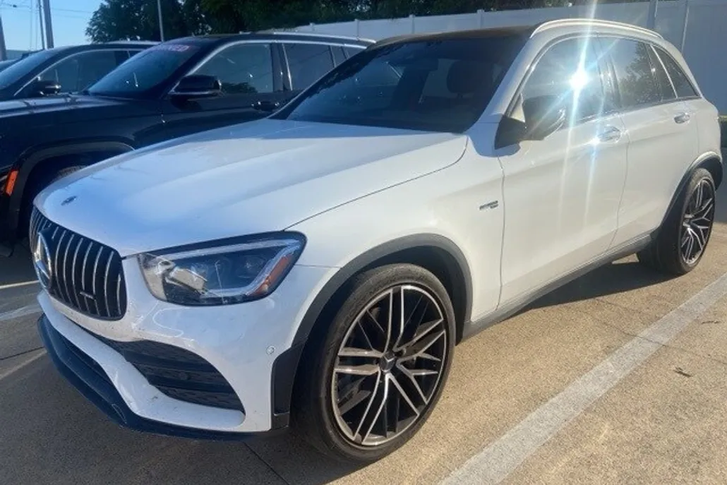 2022 Mercedes Benz GLC 43 AMG photo 1