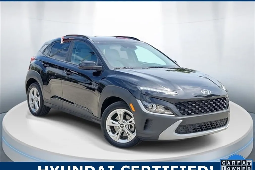 2023 Hyundai Kona SEL photo 1