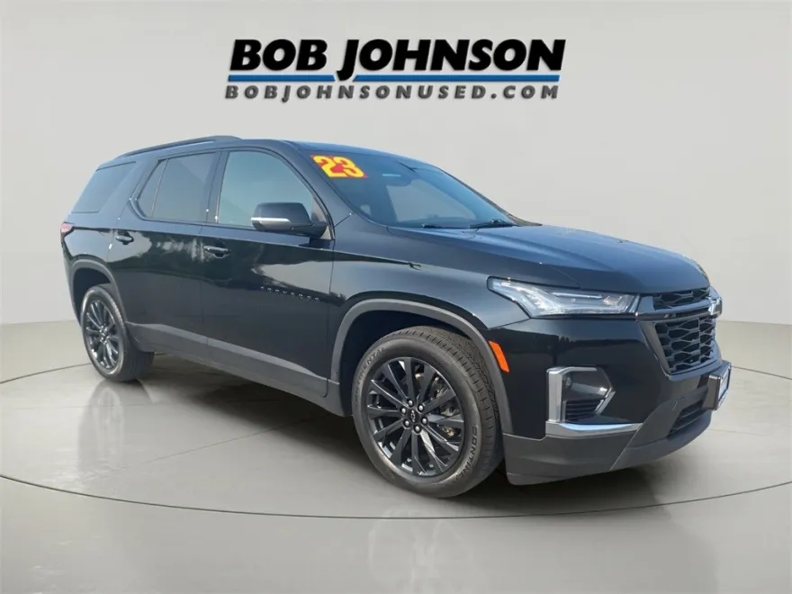 2023 Chevrolet Traverse RS photo 1