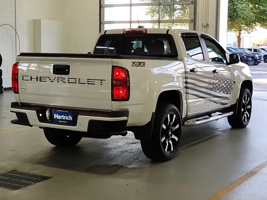 2022 Chevrolet Colorado Z71 photo 1