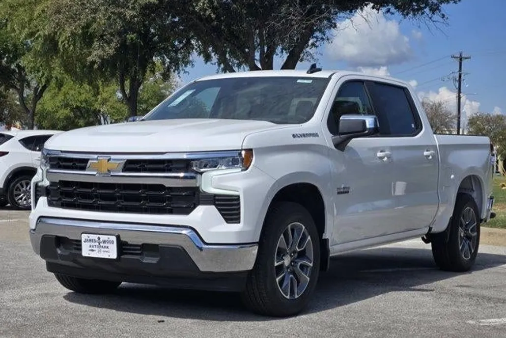 2026 Chevrolet Silverado 1500 LT photo 1