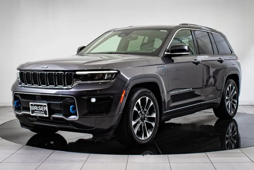 2022 Jeep Grand Cherokee Overland 4xe photo 1