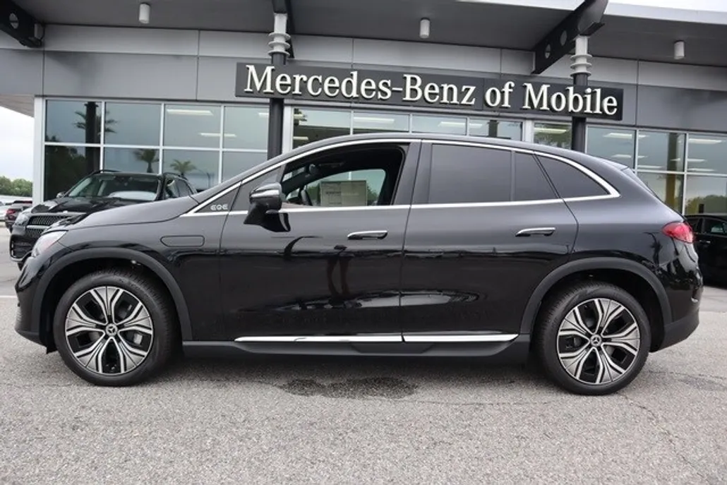 2023 Mercedes Benz EQE-Class SUV photo 1