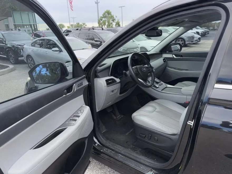 2020 Hyundai Palisade SEL photo 1