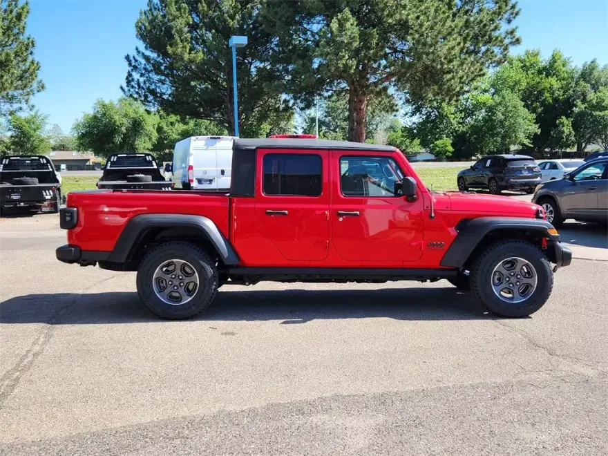 2020 Jeep Gladiator Sport S photo 1